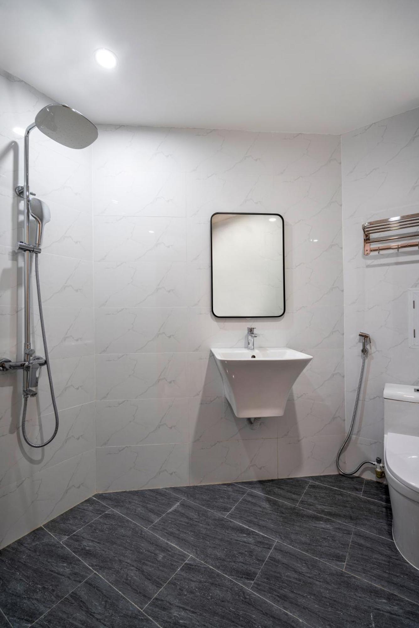 Casa Feliz Serviced Apartment Hanoi Buitenkant foto