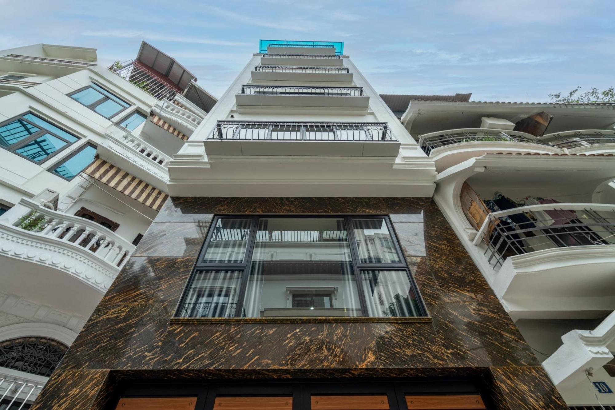 Casa Feliz Serviced Apartment Hanoi Buitenkant foto